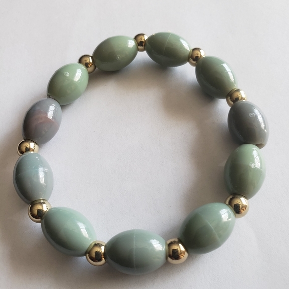 Mia Bead Bracelet - Picture 5 of 7